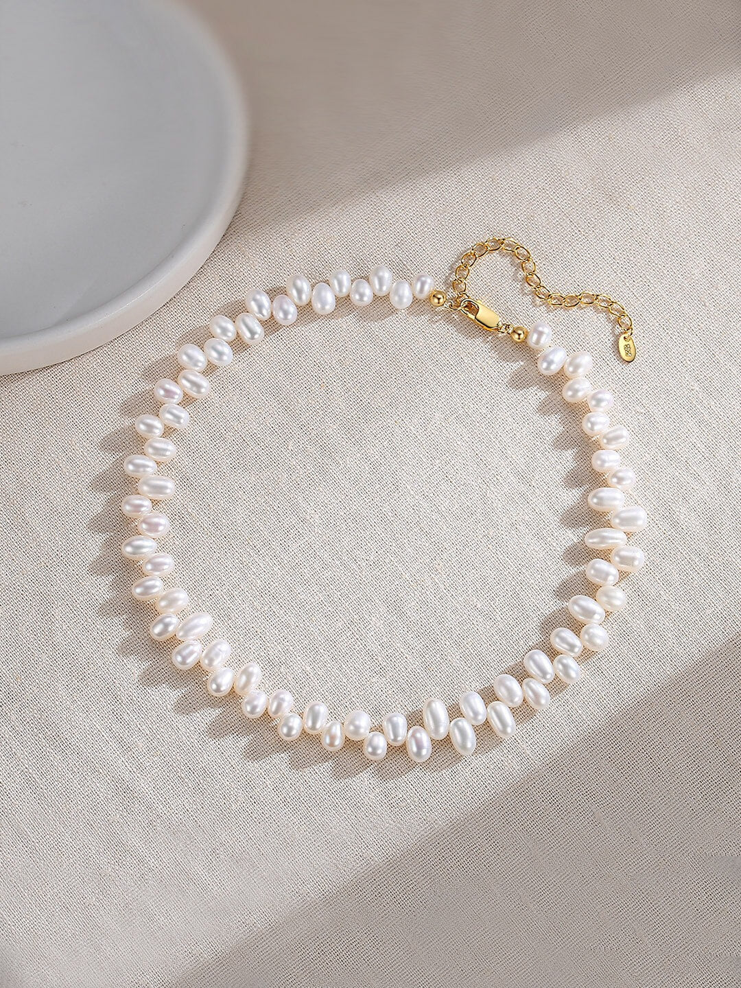 Dainty Pearl Beaded Choker Necklace